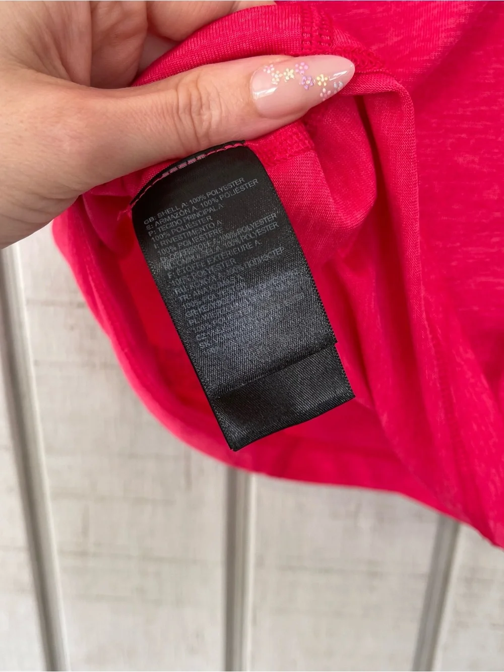 The North Face Hot Pink Athletic Short Sleeve Shirt XS - Picture 4 of 5